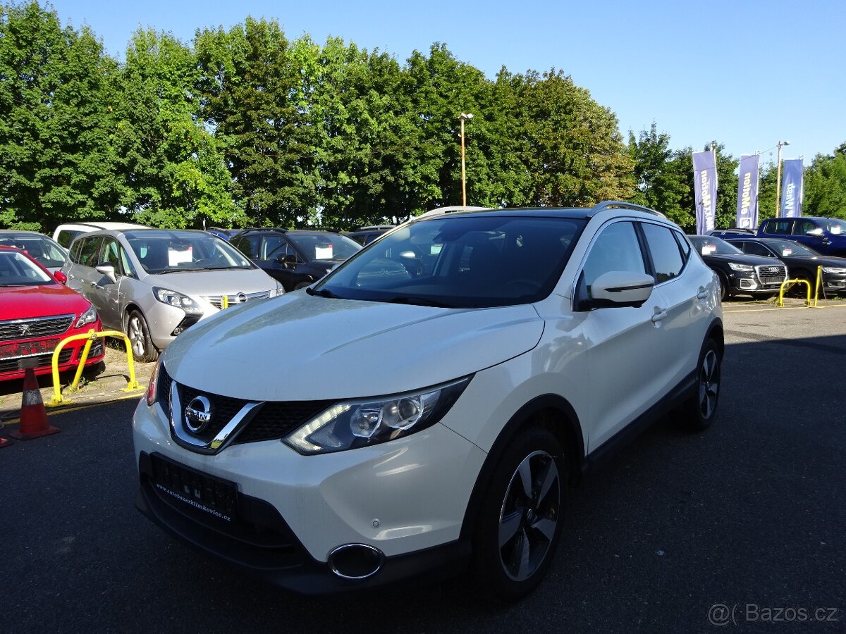 Nissan Qashqai 1,2i, garance km