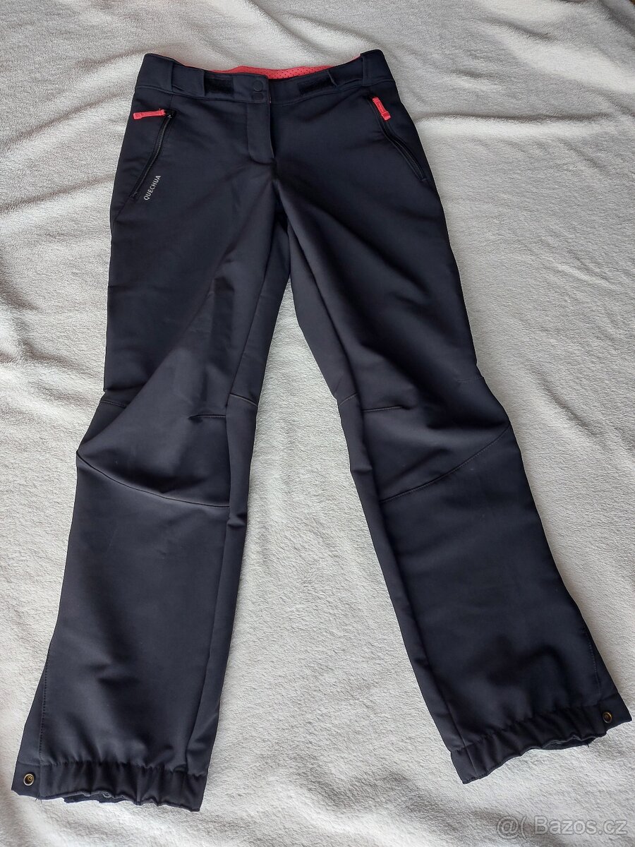 Outdoorové kalhoty-softshell