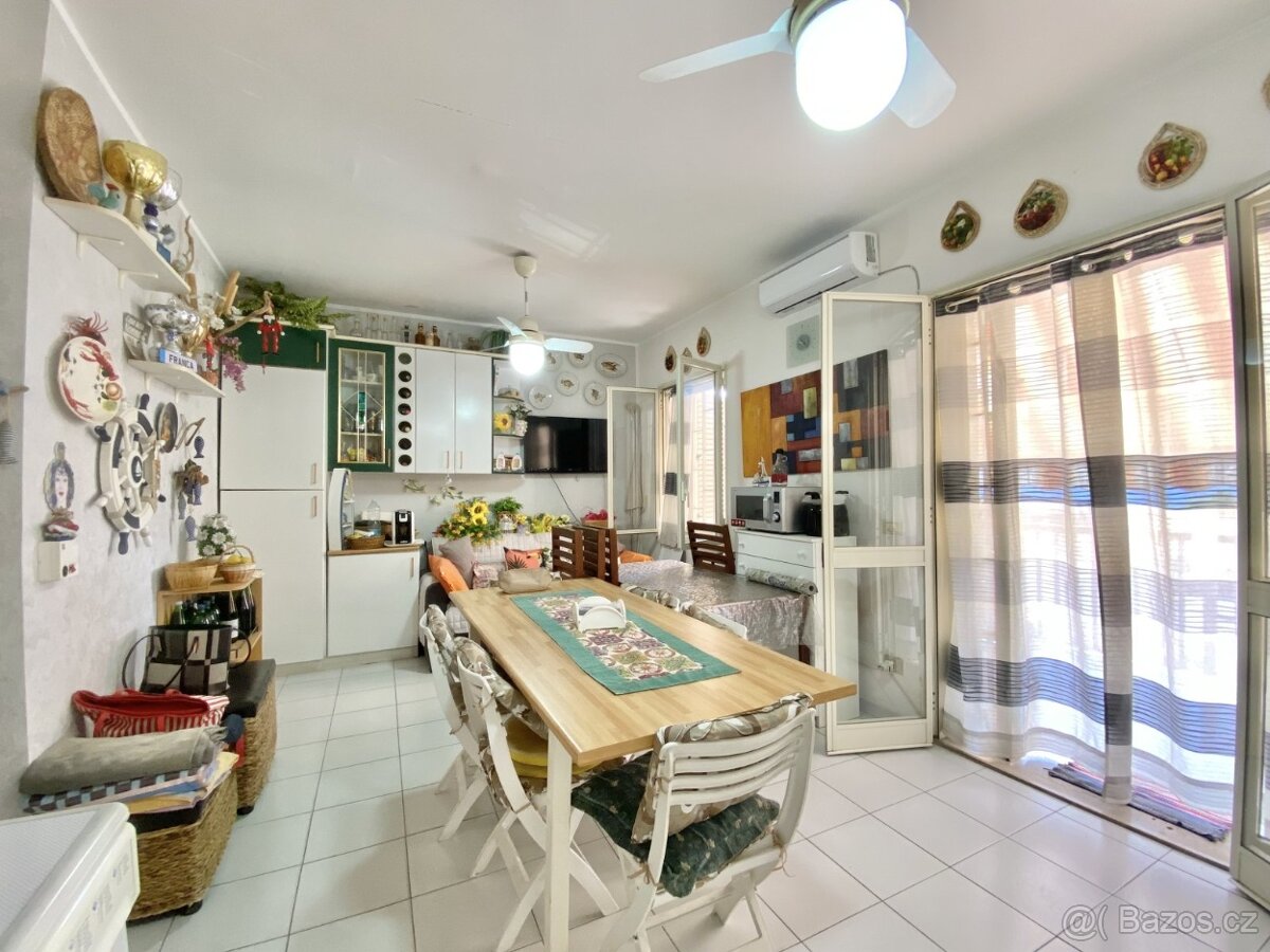 Sicílie, byt 3+kk, 70 m2, Santa Tereza di Riva