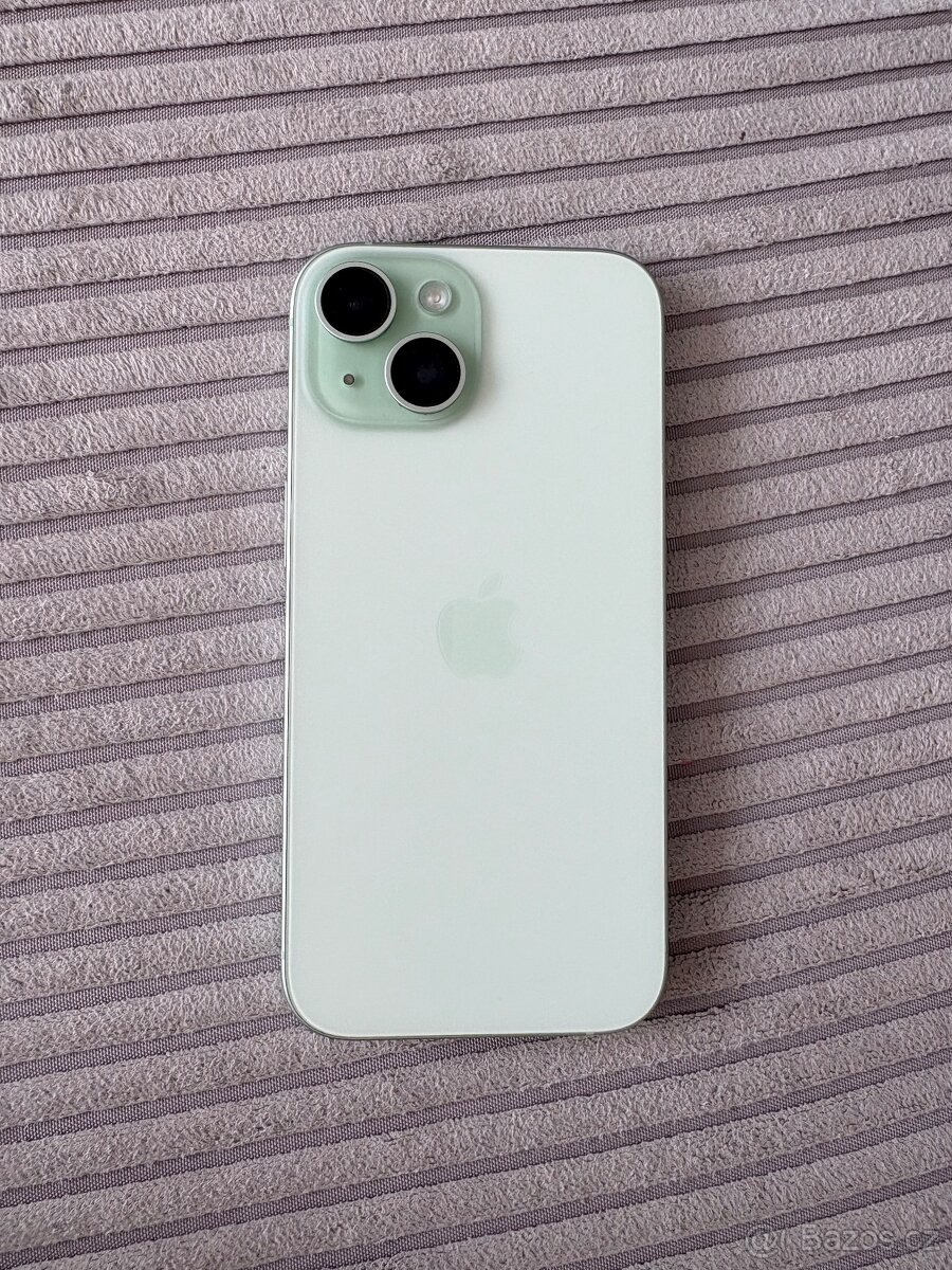 iPhone 15