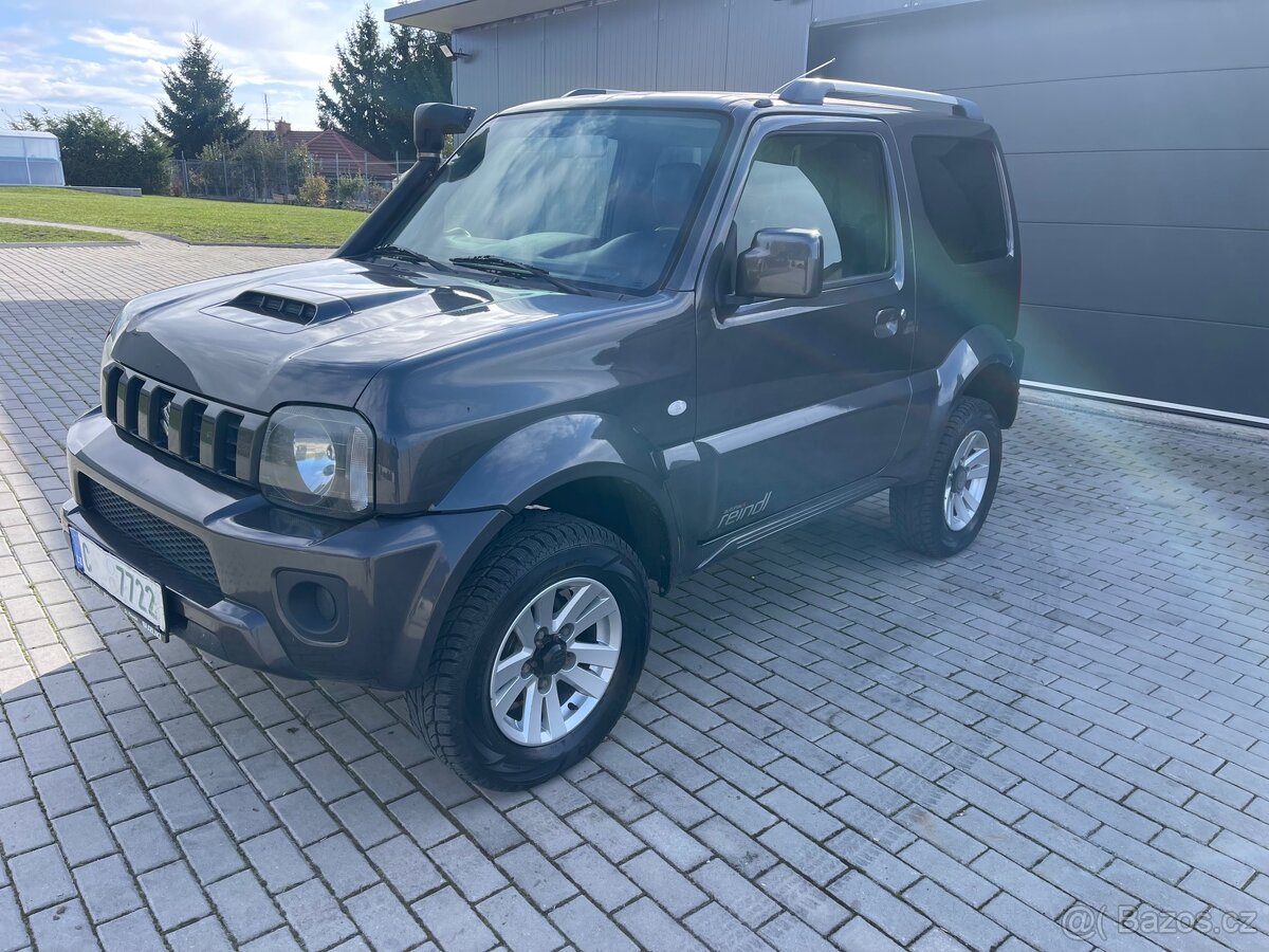Suzuki Jimny 1.3i. Facelift 2013