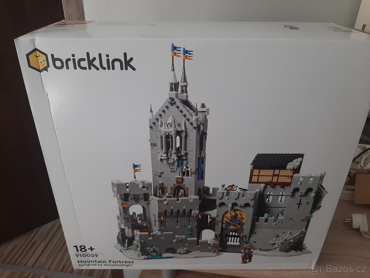 Lego 910029 Bricklink Mountain Fortress
