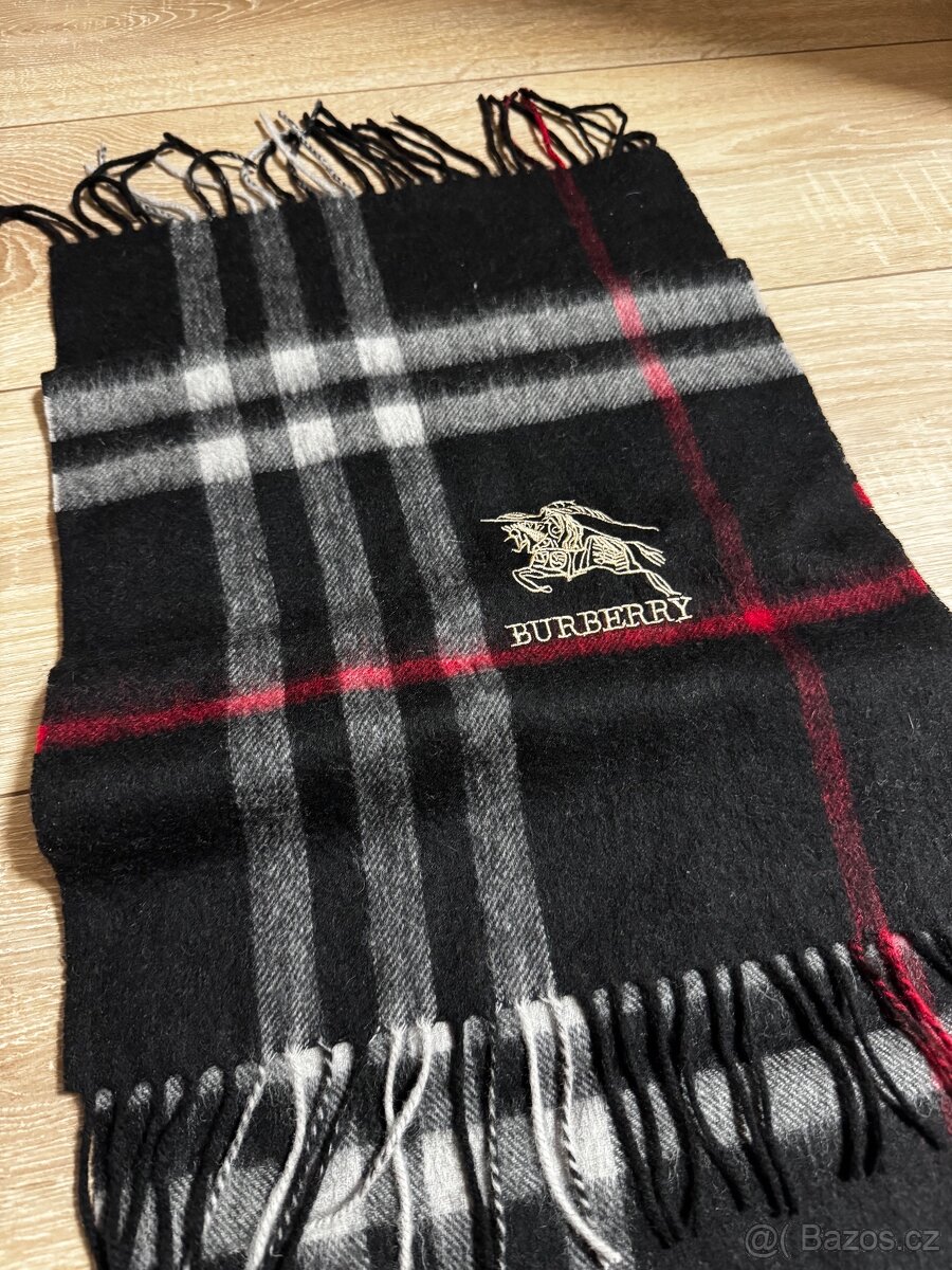 Šála Burberry