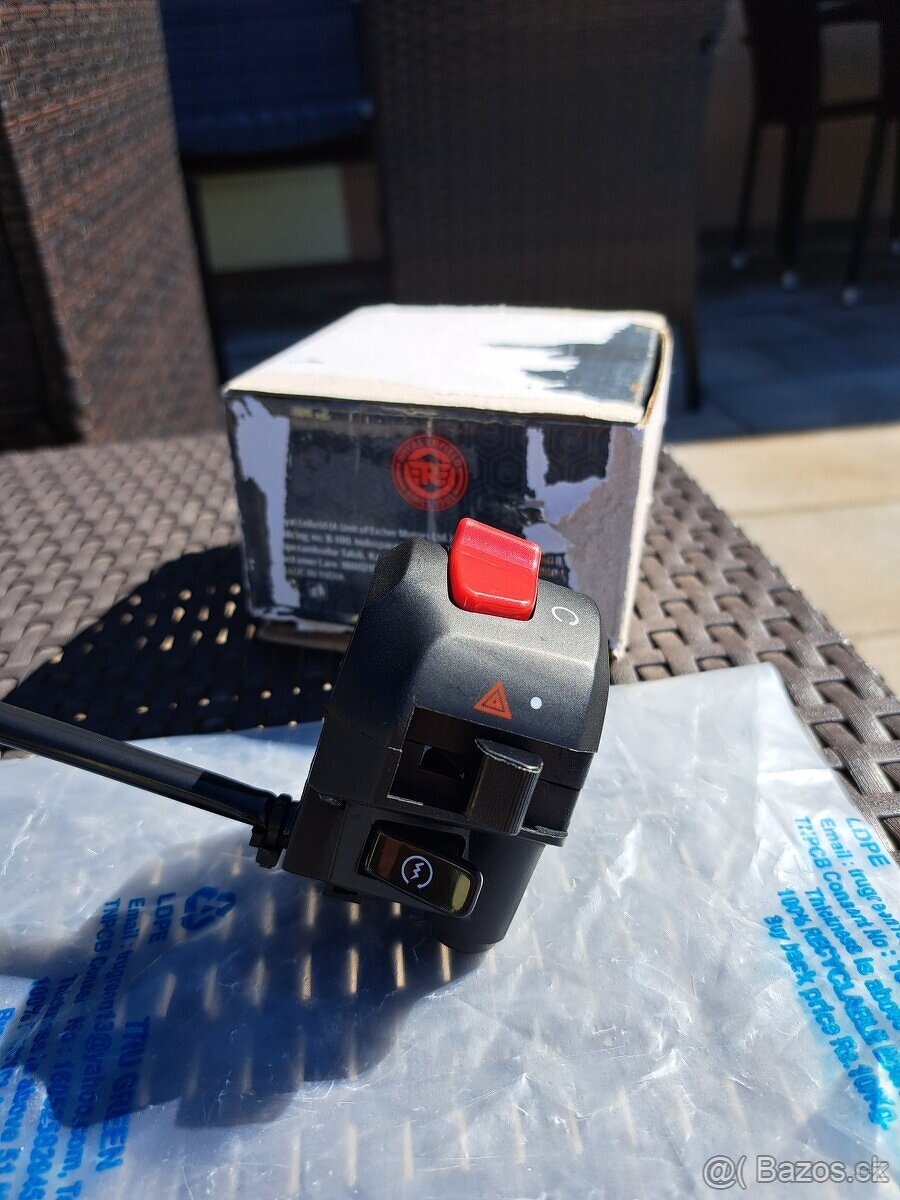 Pravý přepínač BS6 pro Royal Enfield Scram 411