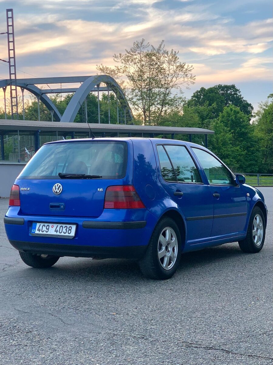 Volkswagen Golf 4 IV