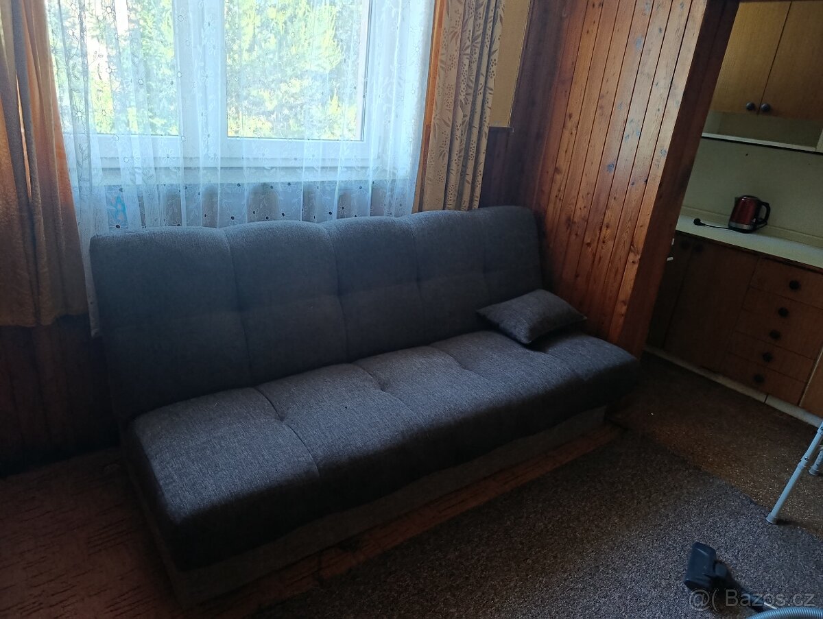 Rozkládací pohovka