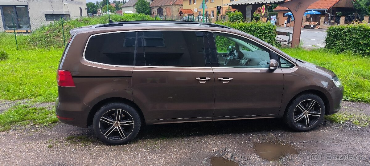 Sharan 2011 2.0 TDI 103 kw 245000 najeto