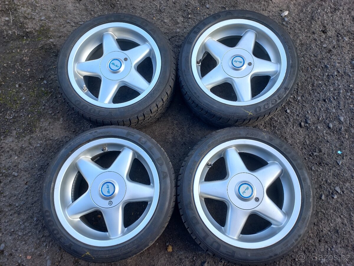 Prodám sadu ALU kol POWERTECH 205/45R16 letní