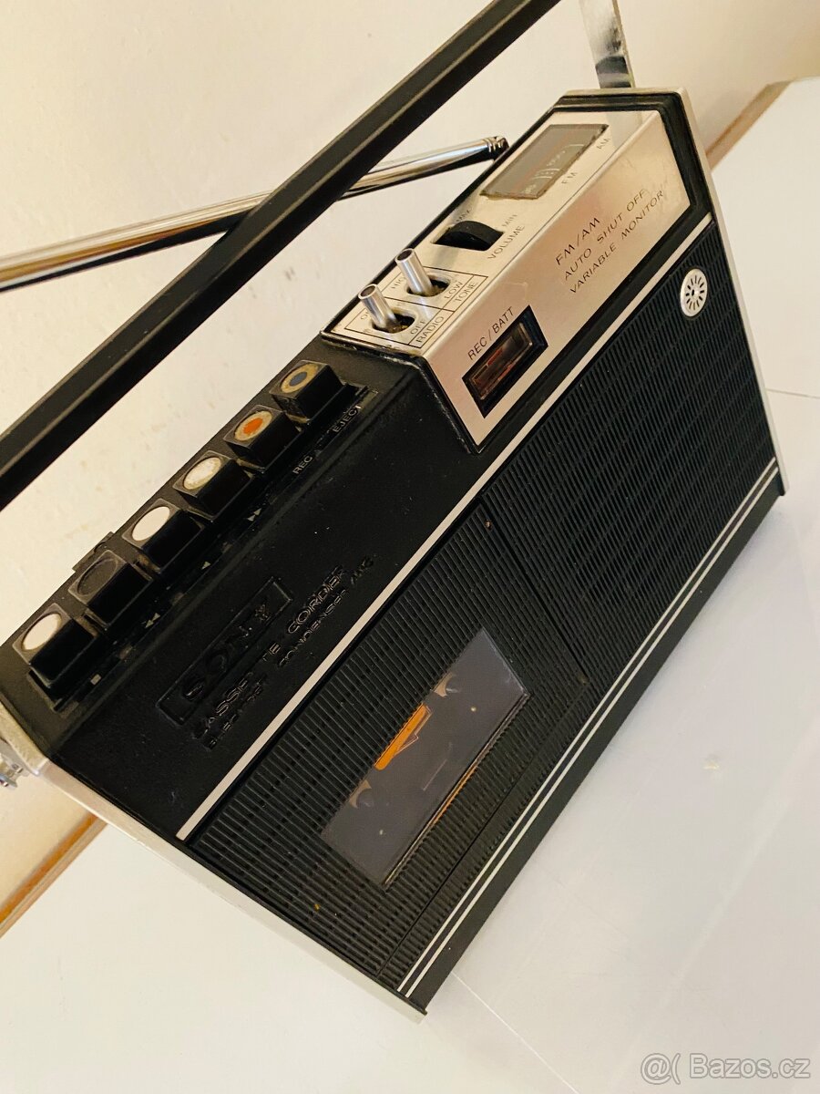 Radiomagnetofon Sony CF 150, 70.léta