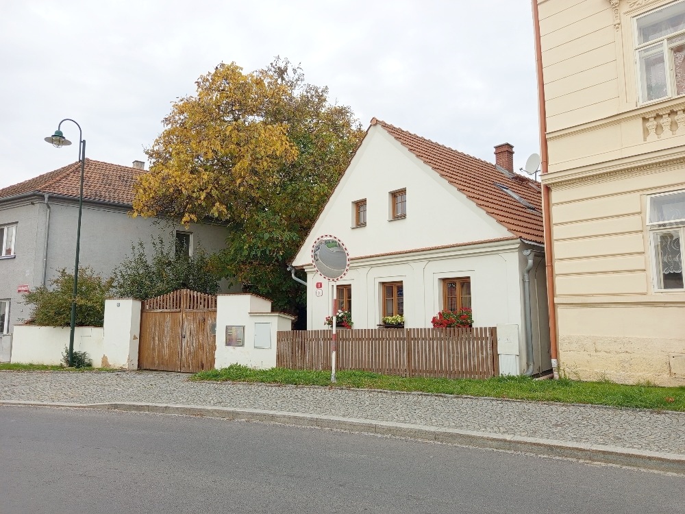 Rodinný dům- 3 samostatné byty, Božkov, Plzeň