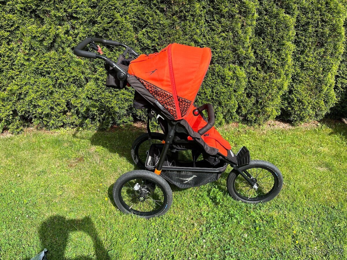 Kočárek TFK joggster