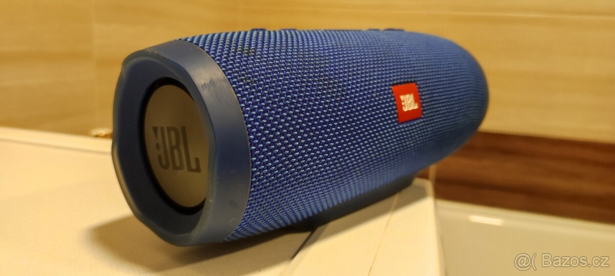 JBL charge 3