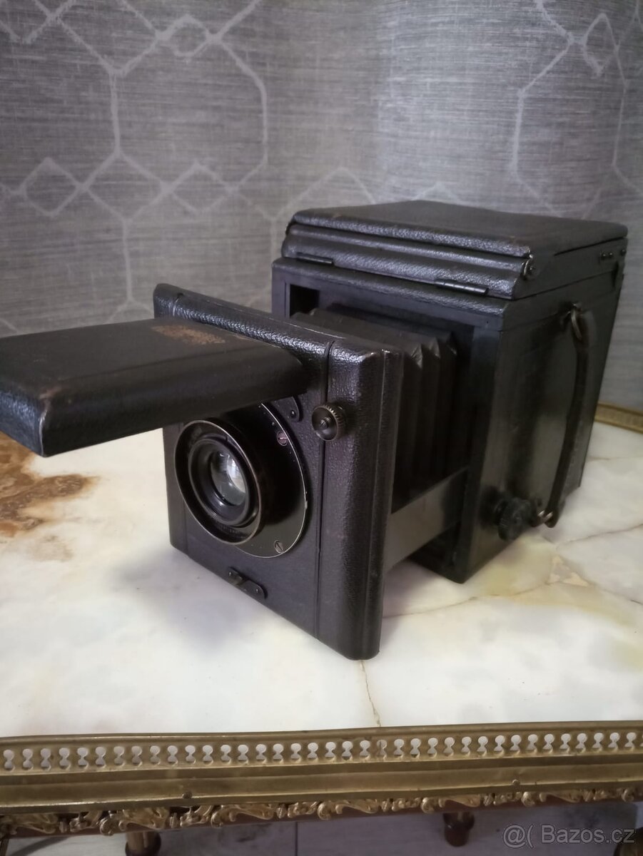 Starožitný fotoaparát