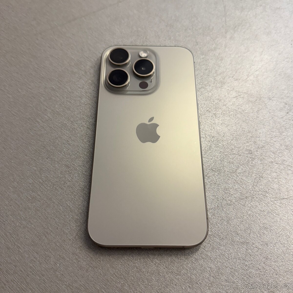 iPhone 15 Pro 128GB natural titan, 12 měsíců záruka