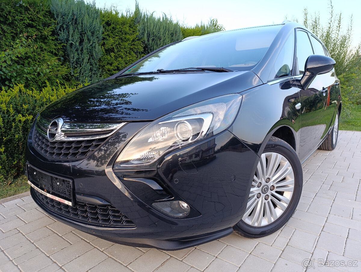 Opel Zafira Tourer 1.6 CDTi 100 KW, TOP VÝBAVA A STAV