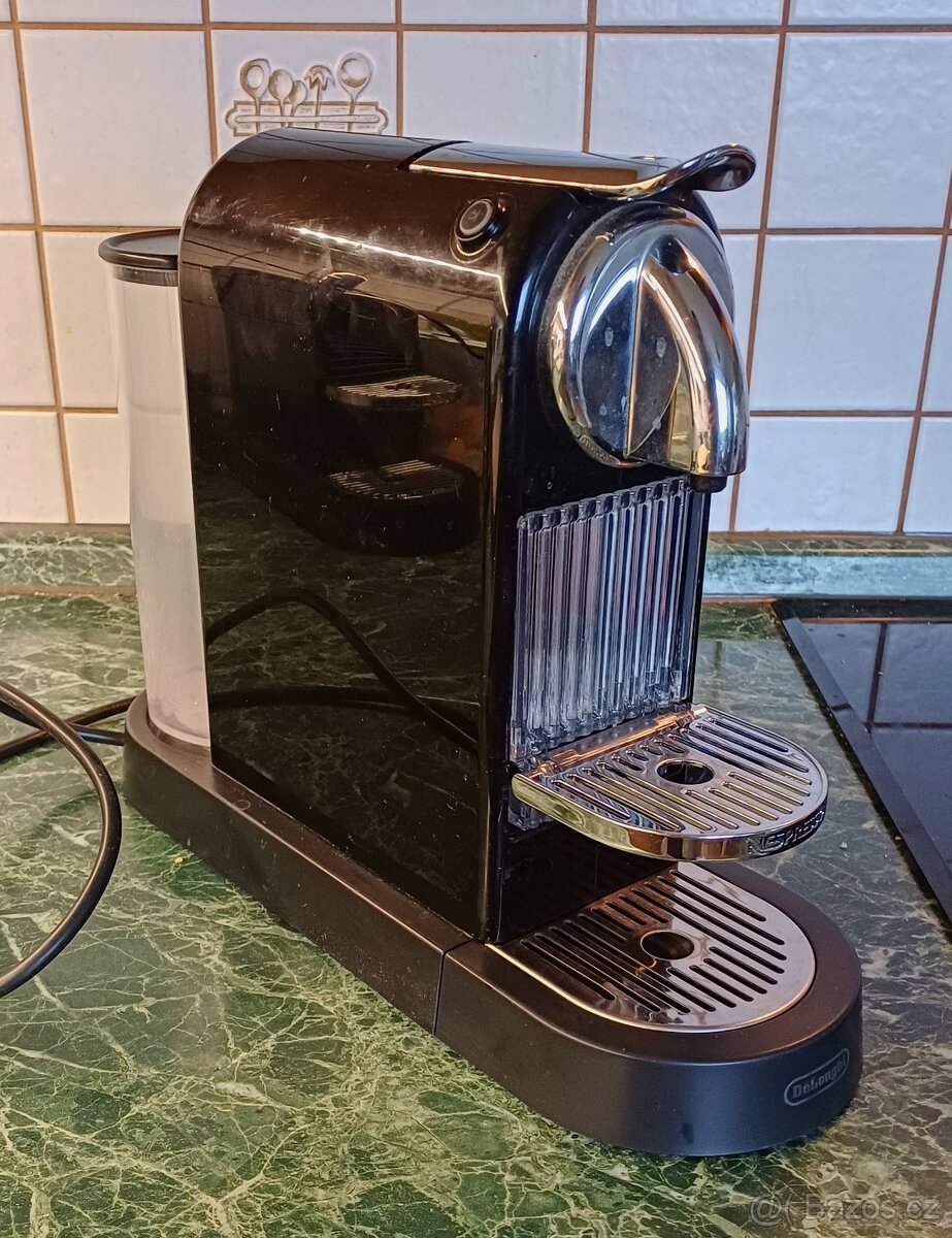 Kávovar Nespresso