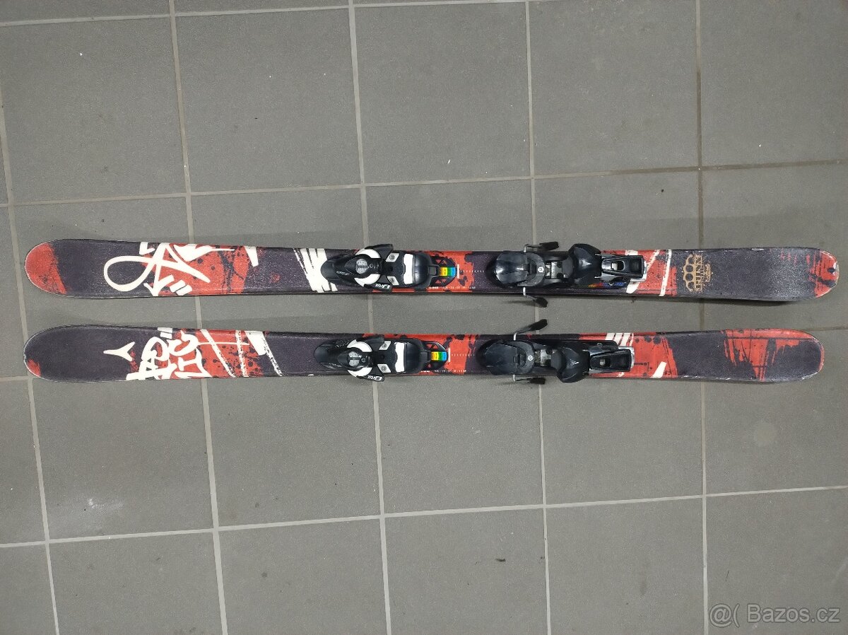 Prodám freestylové lyže