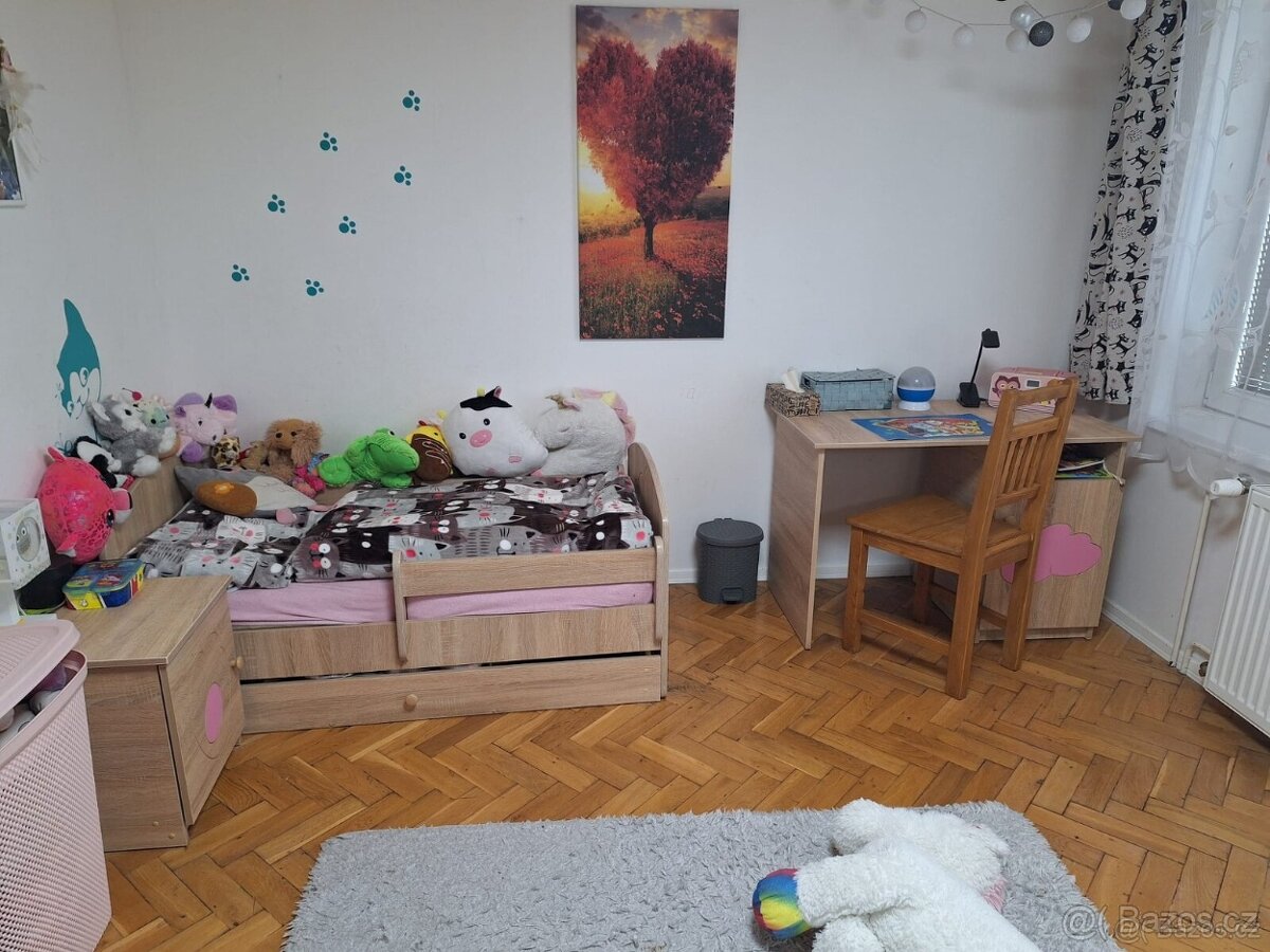 Dětský nábytek dívčí