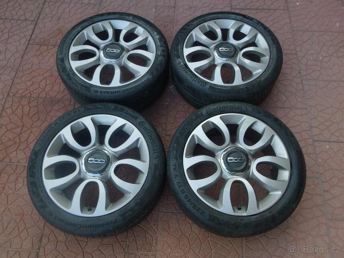 Letní alu sada kola originál Fiat 500 L 5x98 7Jx17 ET41