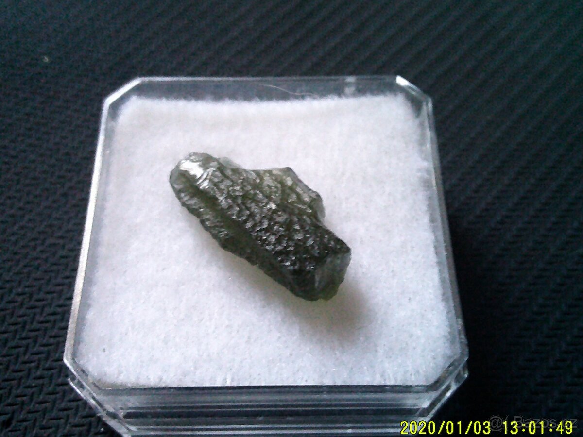 Přírodní Vltavíny z oblasti Chlumu