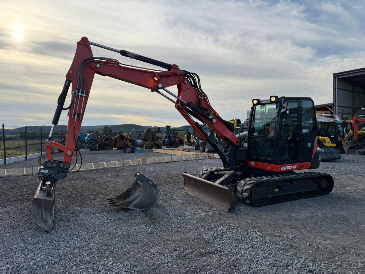 Pásový minibagr KUBOTA KX080-4