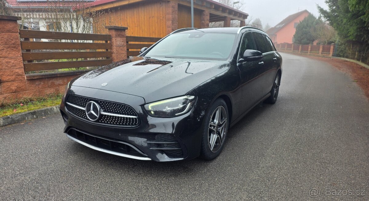 Mercedes Benz E220d AMG ,1majitel,facelift,W213, servis MB