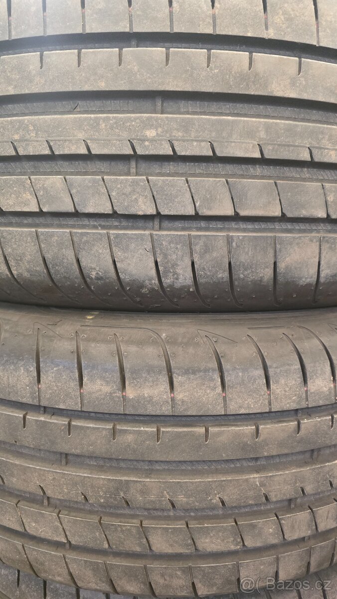 Letní sada Goodyear 245/45/18 2x7mm 2x6mm