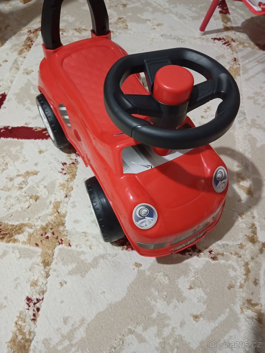 Dětské odrážedlo