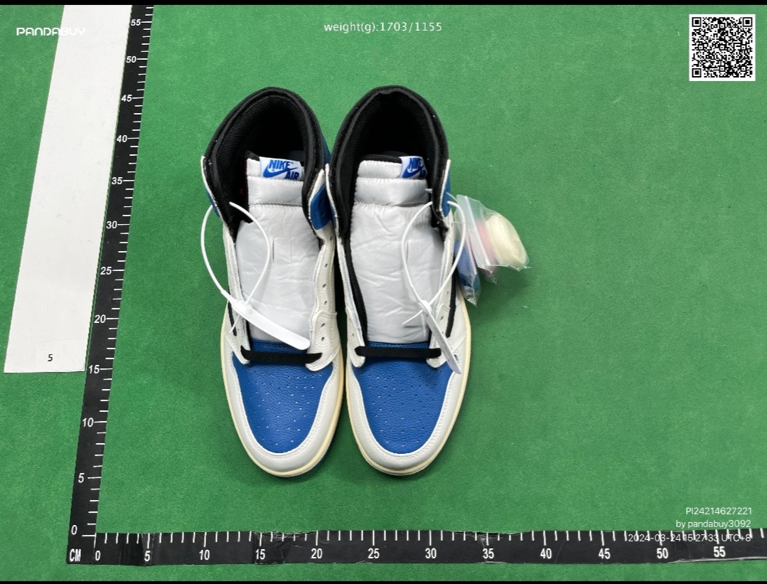 Jordan 1 High Travis Scott Fragment


