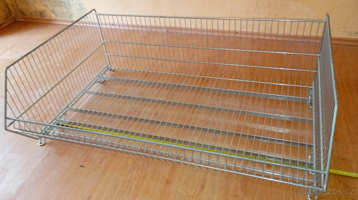stohovací prodejní koše