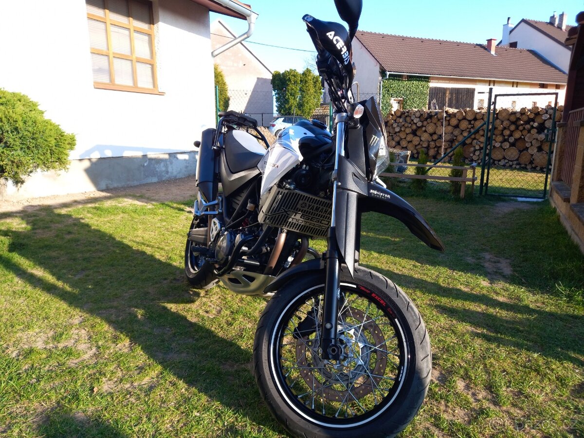 yamaha xt660x