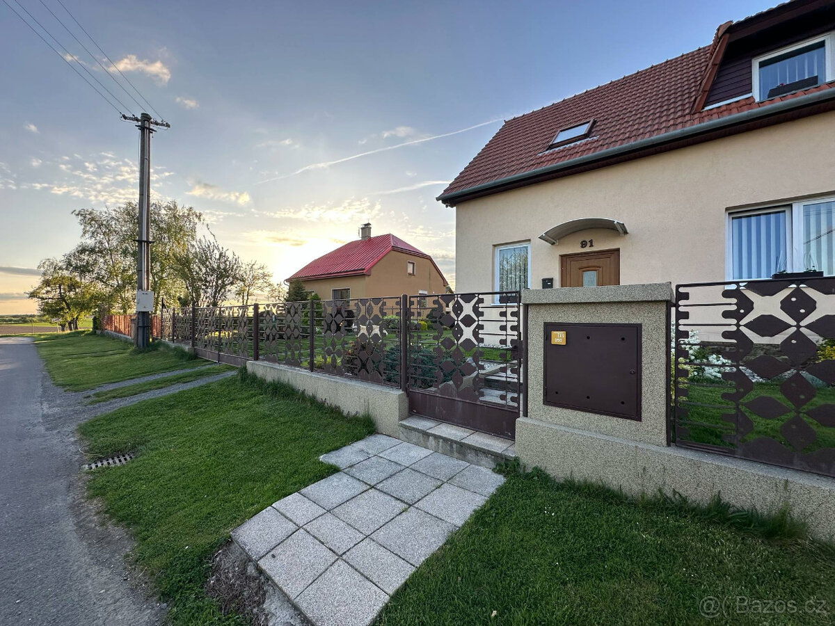 Plechový plot