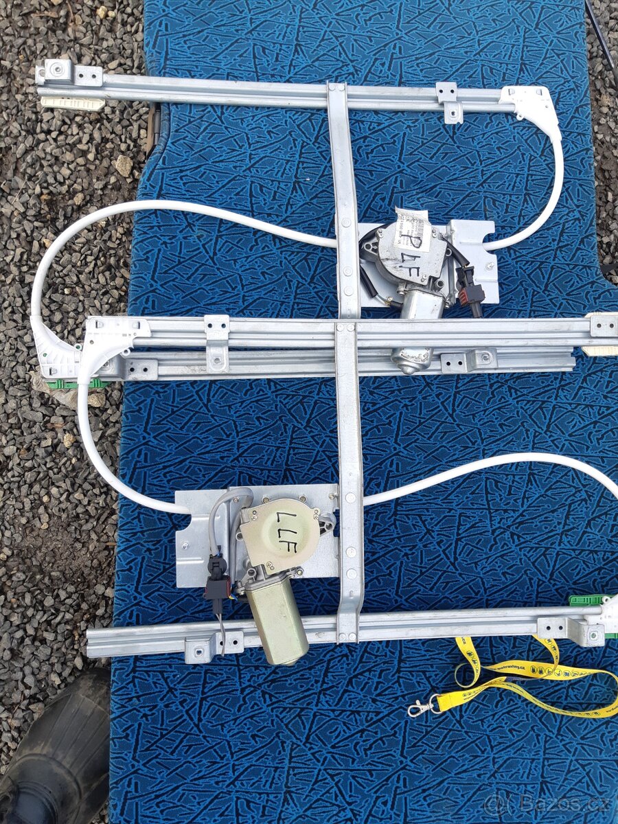 Stahovacka oken daf lf45