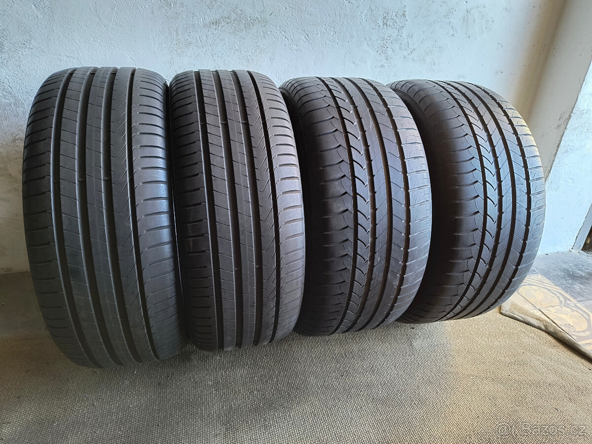 LETNÍ PNEU PIRELLI A GOODYEAR 275/40/19 a 255/45/19-4ks