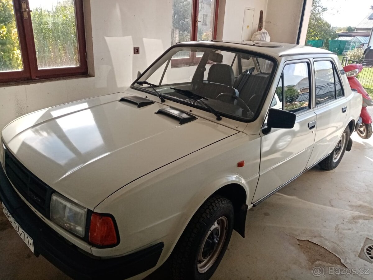 Škoda 125L