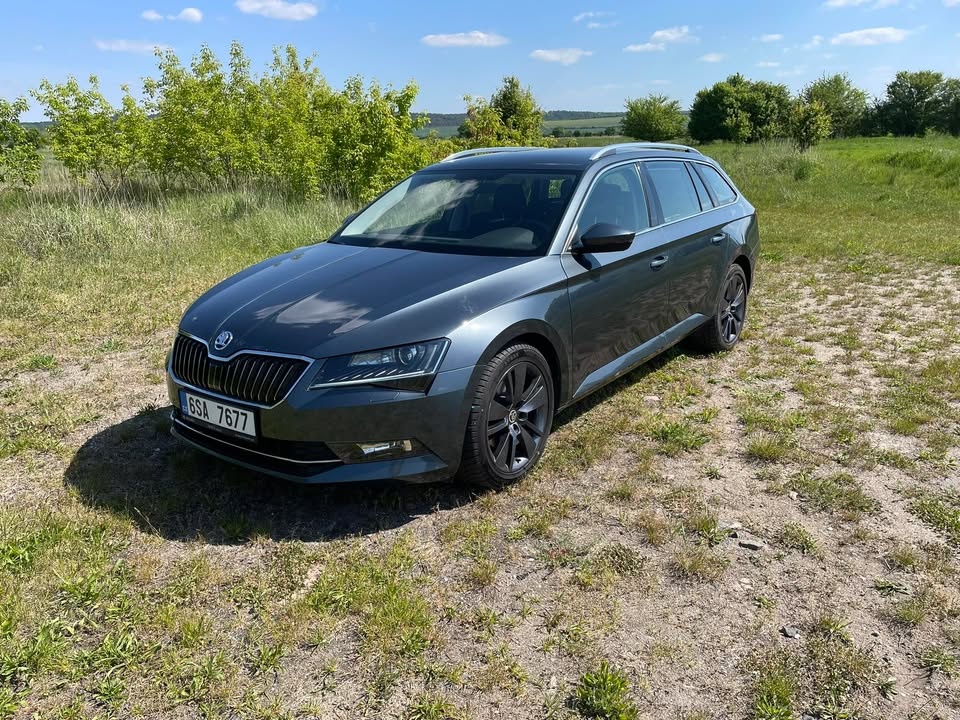 Škoda SUPERB III. kombi 2.0 tdi 140kw manuál