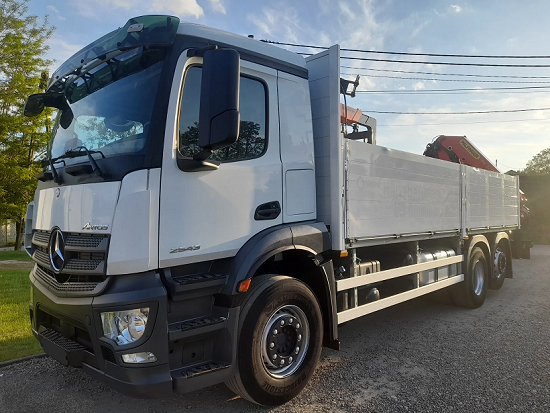 Mercedes-Benz Antos 2543 6x2 - valník s hydraulickou rukou
