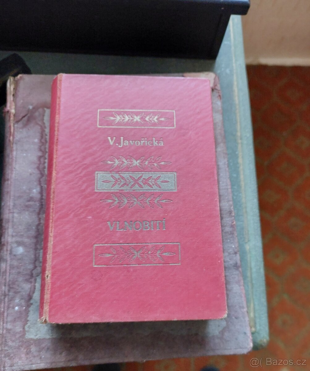 Knihy tzv. "červené knihovny"