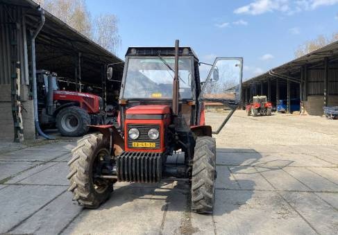 Traktor Zetor 7245