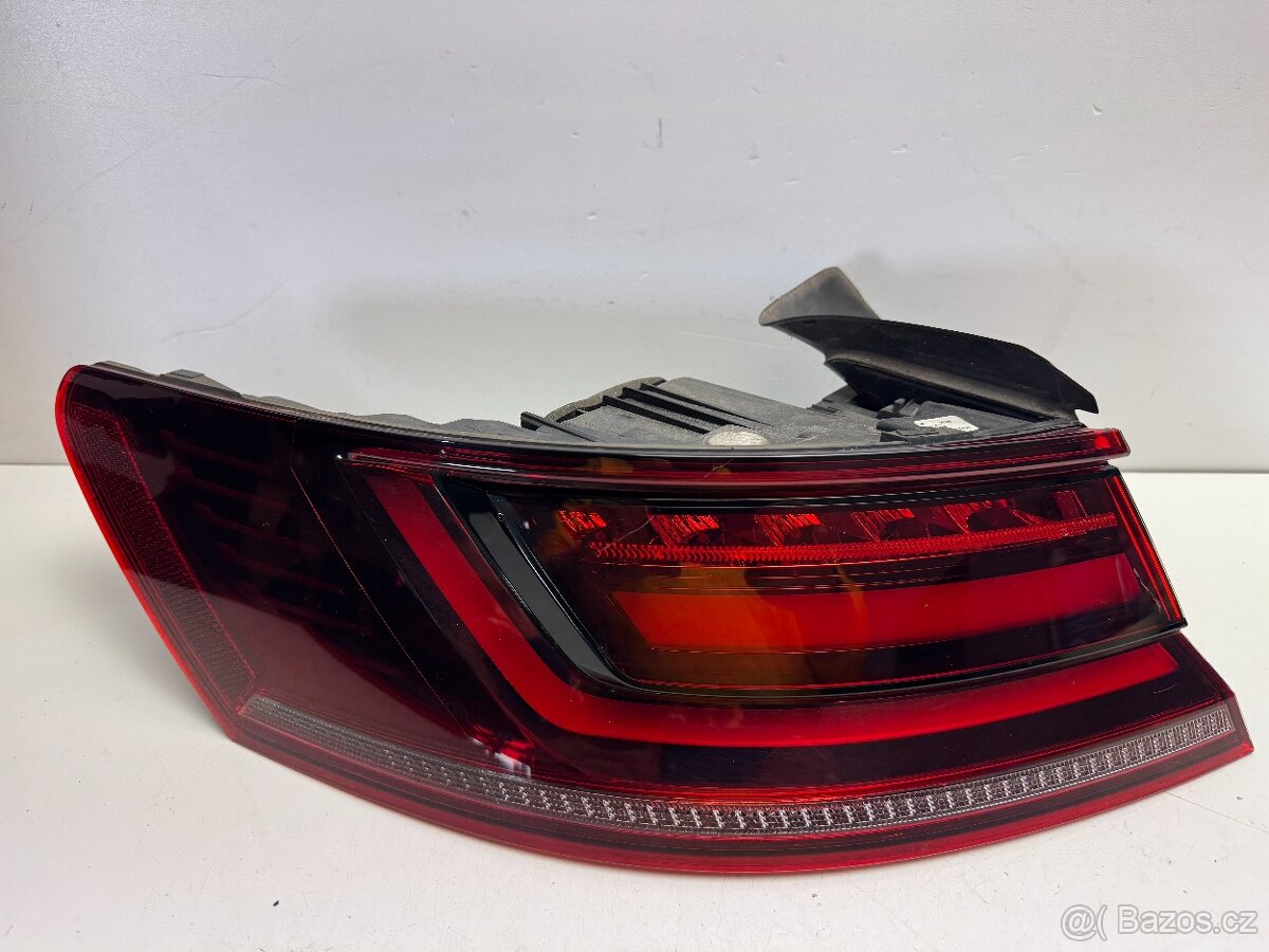 Levé a Pravé zadní světlo VW ARTEON