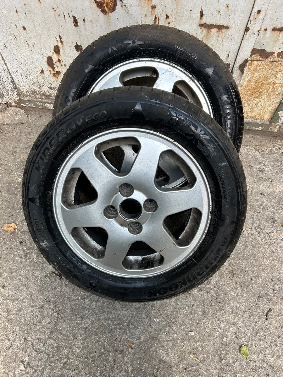 Kola 5X100 5,5J x14 et 40 pneu 185/60 R14