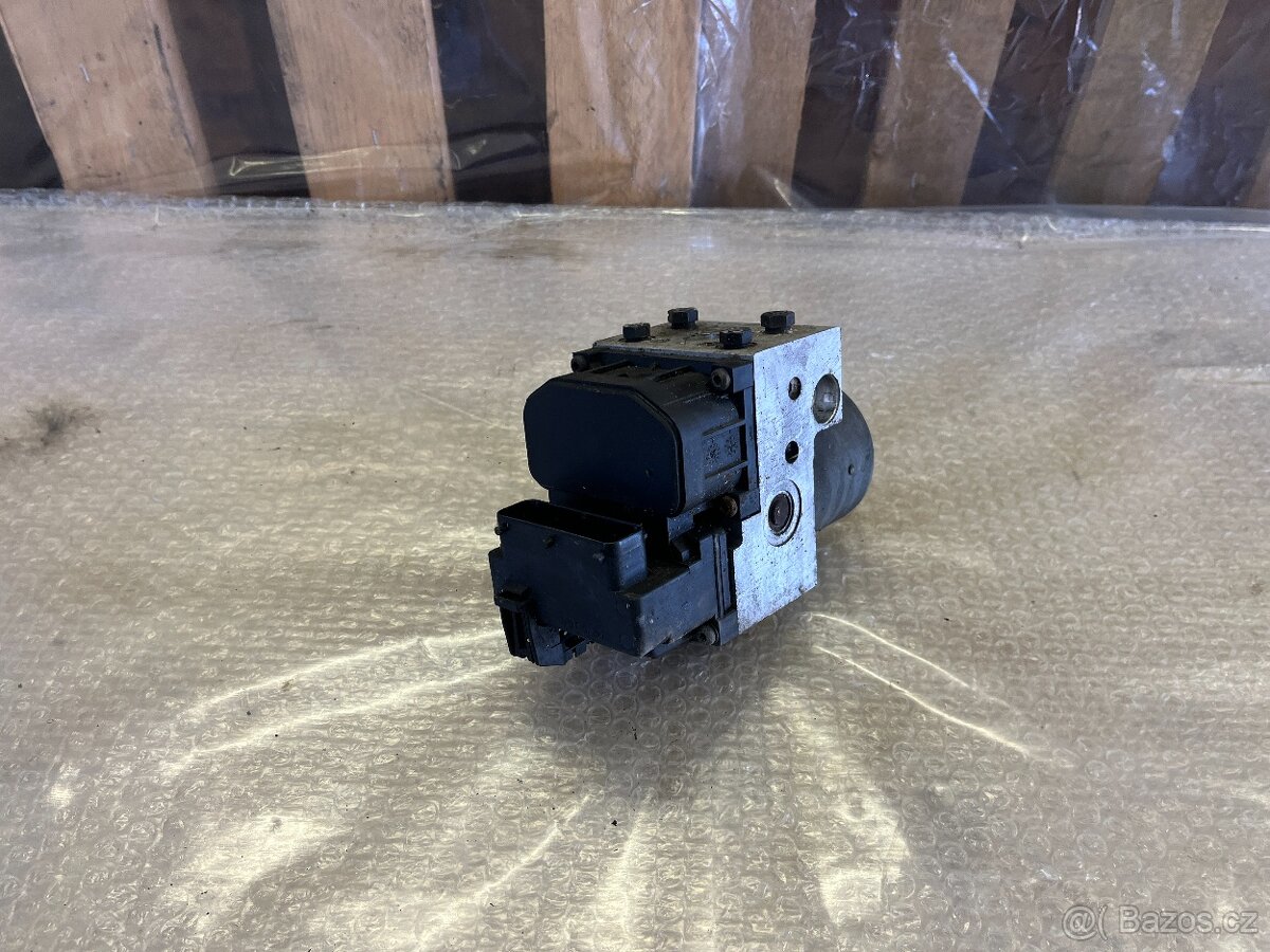 ŘÍDICÍ JEDNOTKA ABS 8E0614111AB