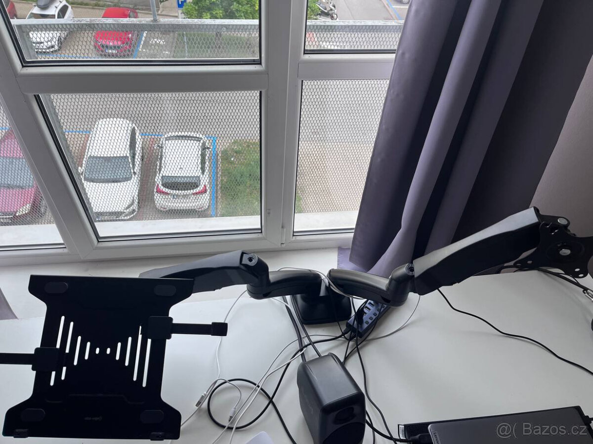 Set AlzaErgo Arm AR2.1 + Držák na notebook AlzaErgo Arm O10B