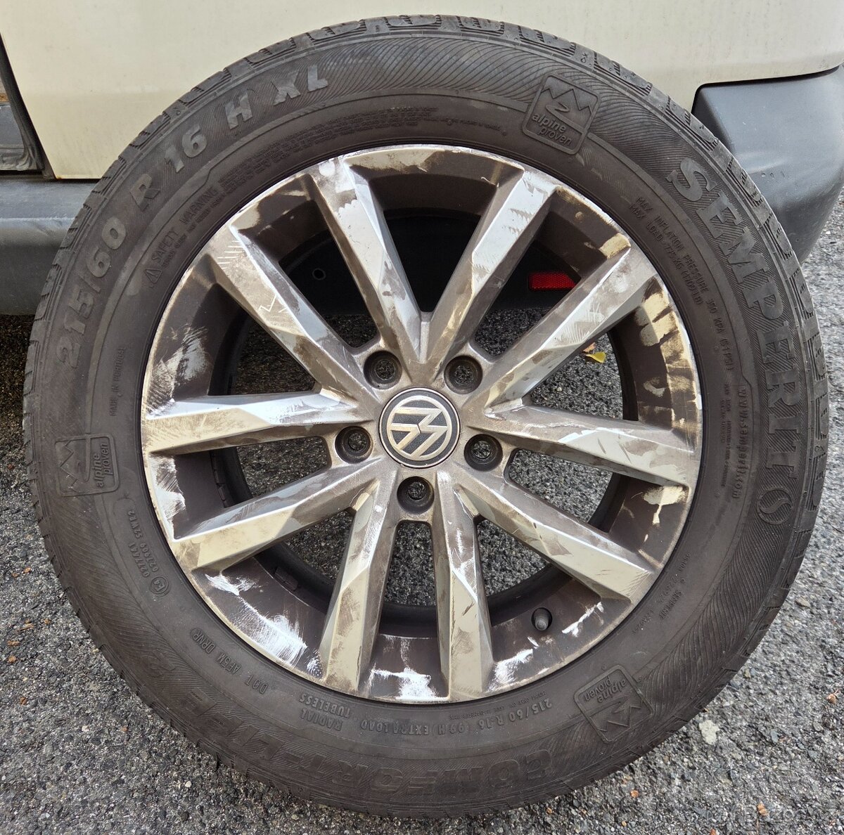 VW Passat B8 (3G) 16" 5x112 Sepang s pneu