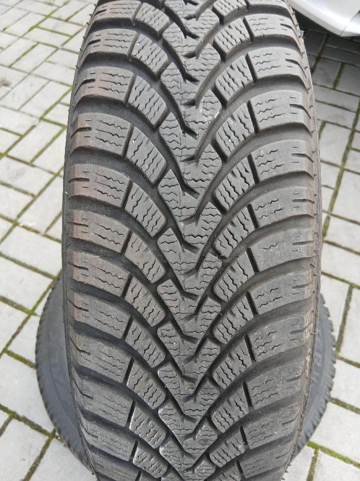 NISSAN MICRA - SADA ZIMNÍCH PNEU NA RÁFKÁCH-VYVÁŽENÉ