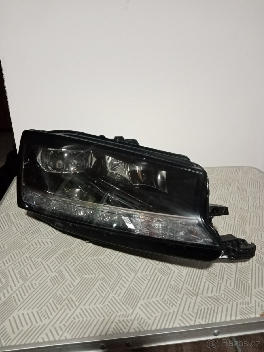 Fabia 3 Lift pravé světlo full led.