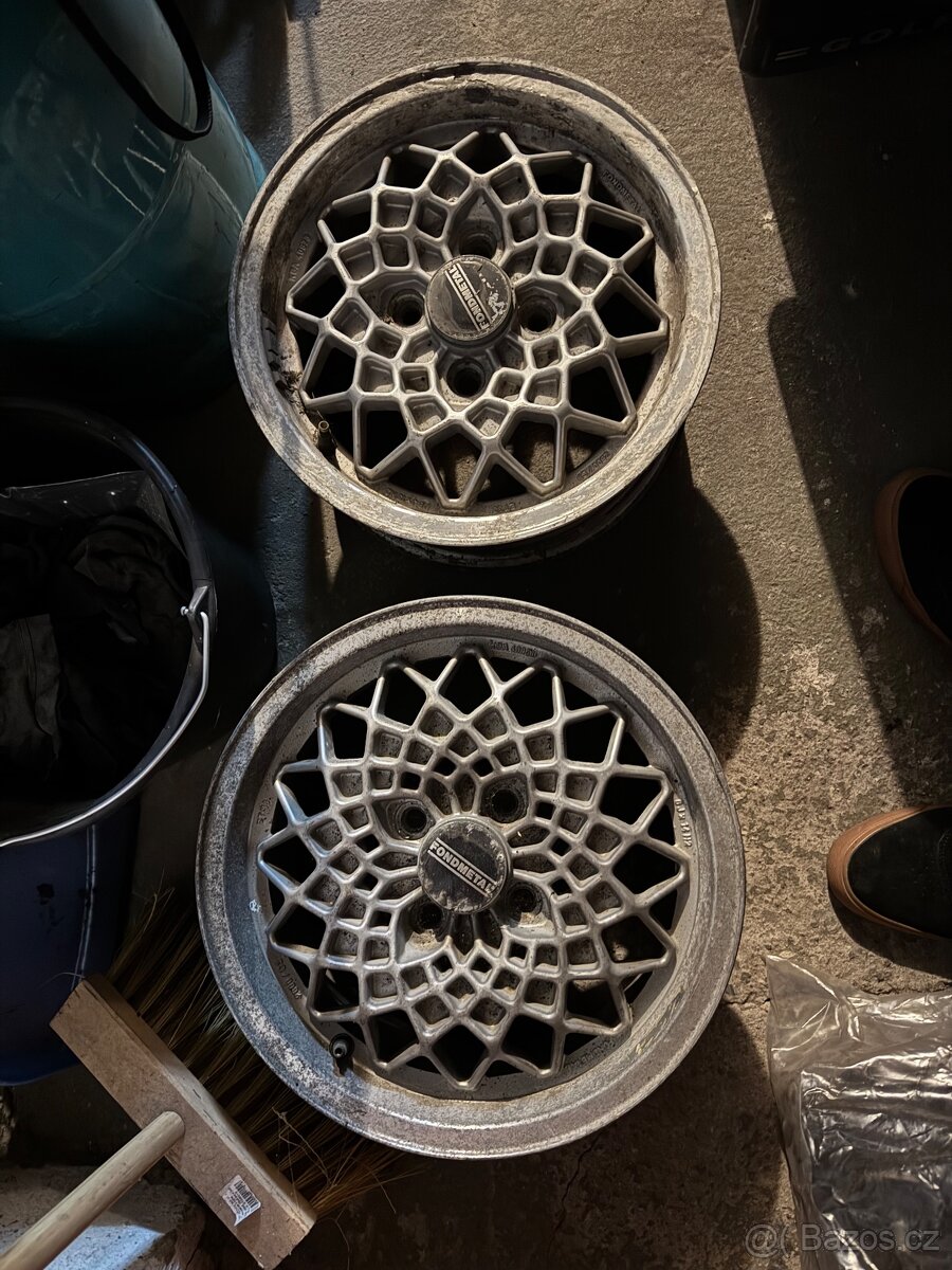 nahradni dily vw golf 2
