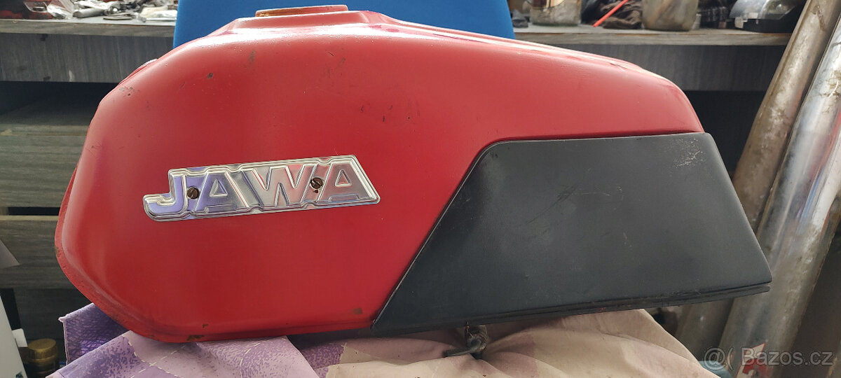 Jawa 350/638 prodám nádrž
