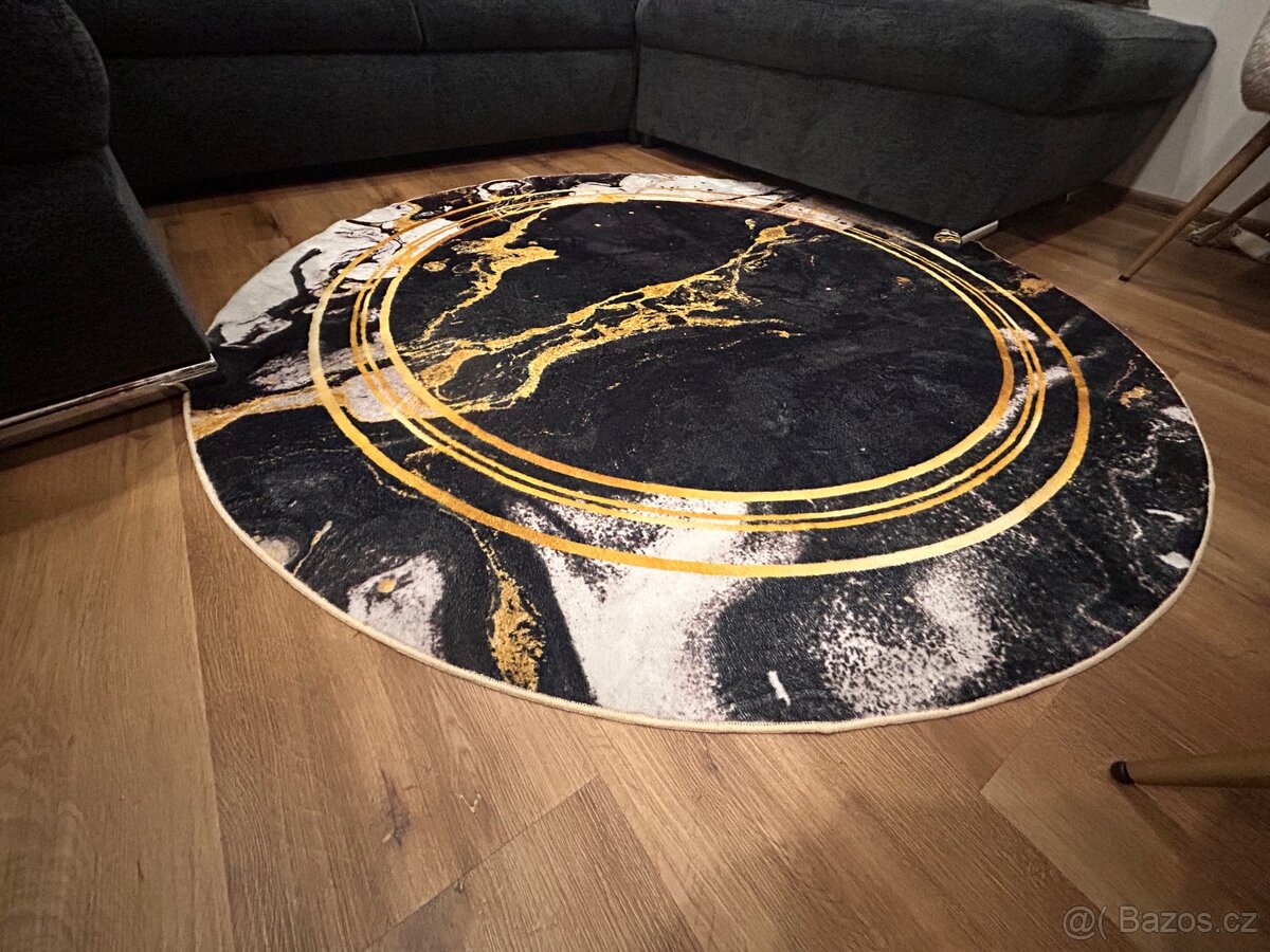 Kulatý koberec
