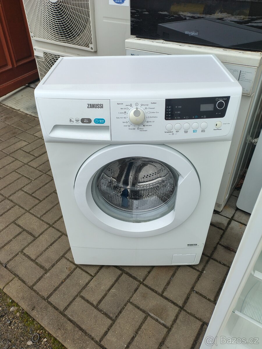 Automatická pračka Zanussi se zárukou